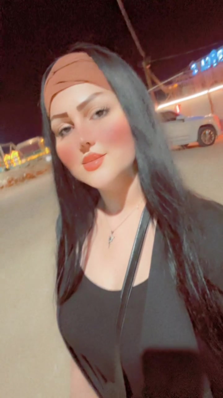 @👑QUEEN^MODEL🥻