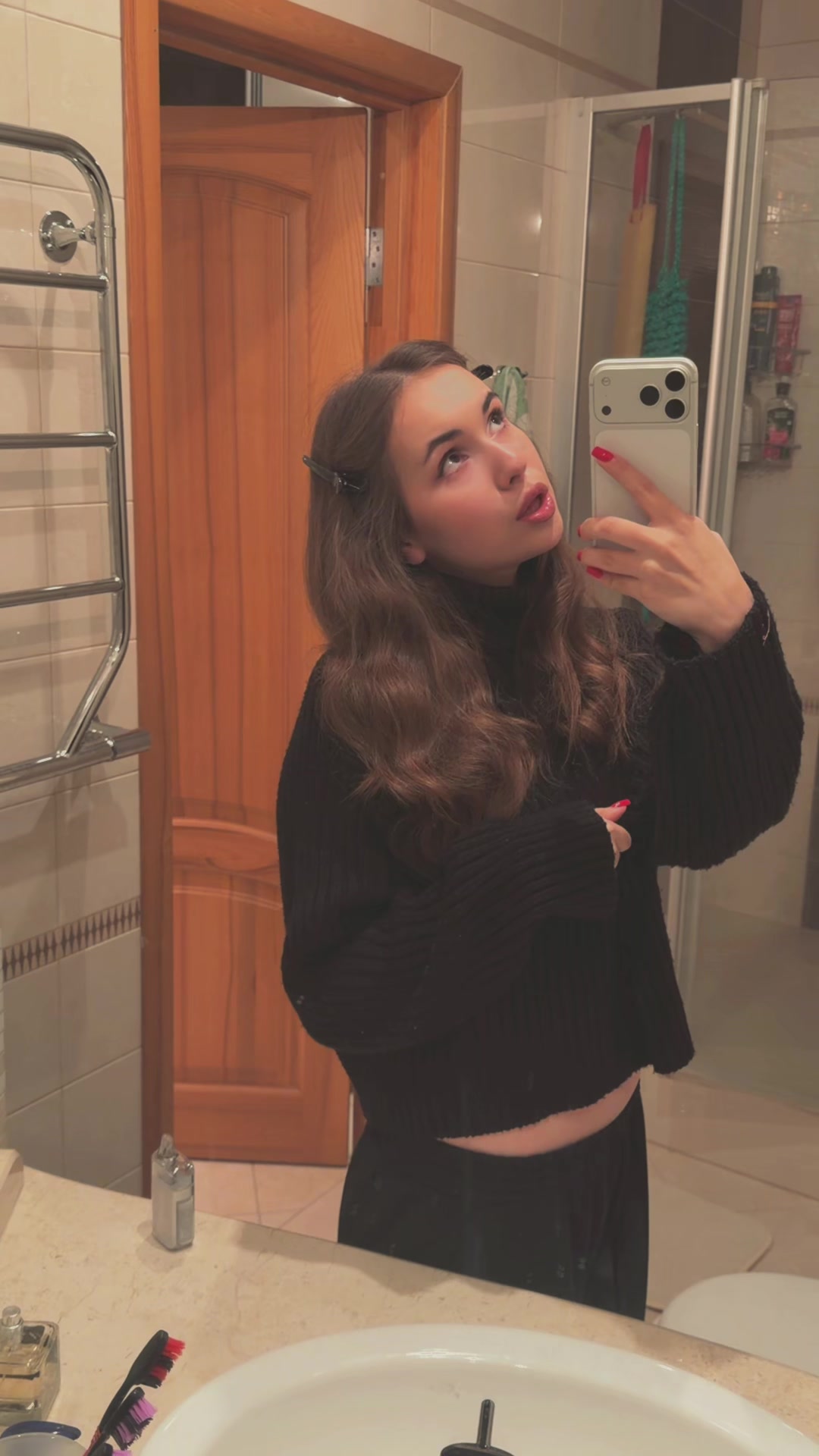 @anaste_esha