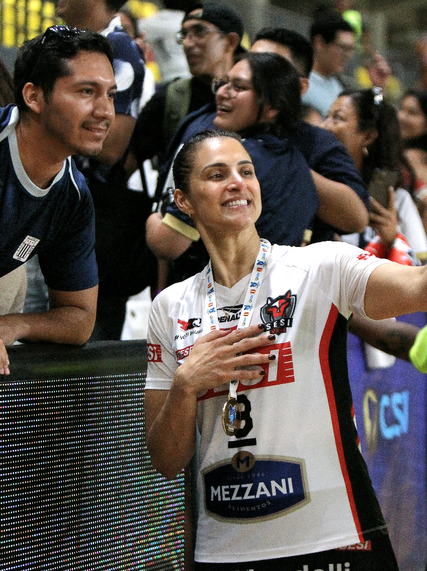 @Federaci&oacute;n Peruana de V&oacute;leibol