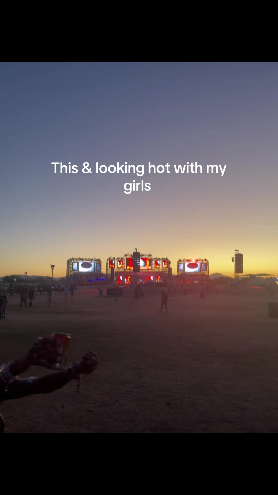 @cassiebadass