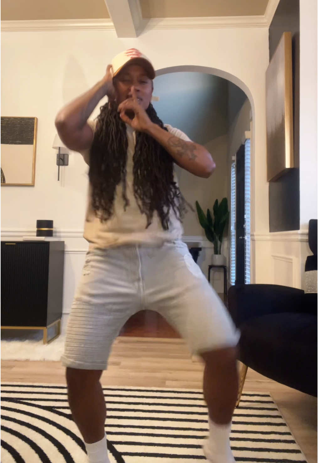 @LeaStylez
