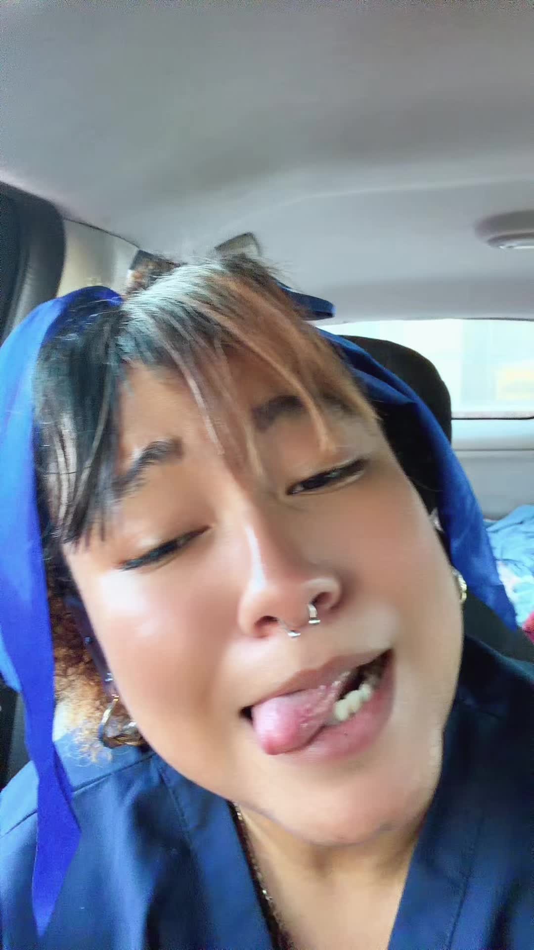 @QueenzRosita