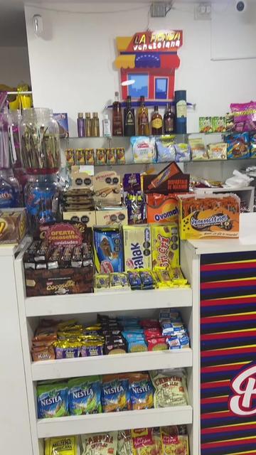 @La tienda Venezolana en Perú