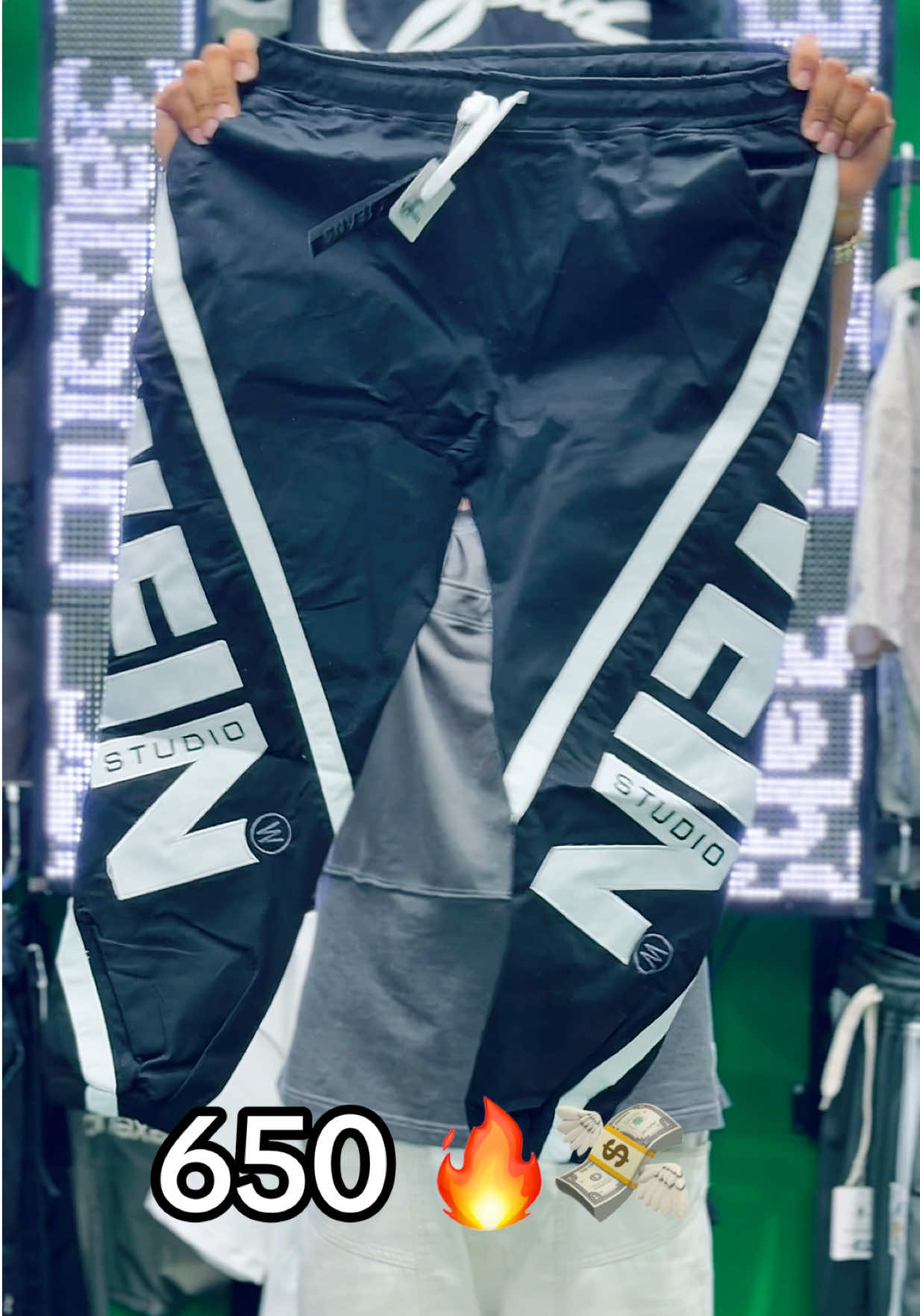 @عبشافي ستور🥇👖 👕👟