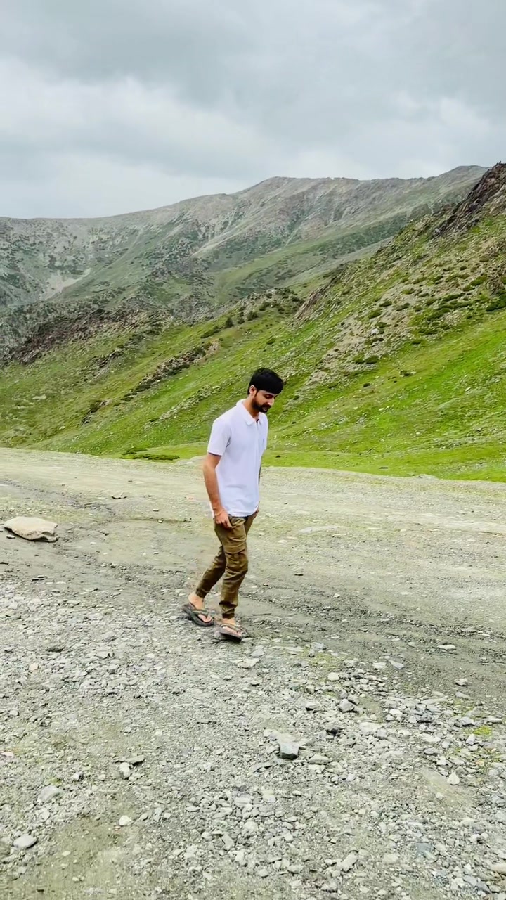 @&hearts;️Zawar Azhar jeelani&hearts;️
