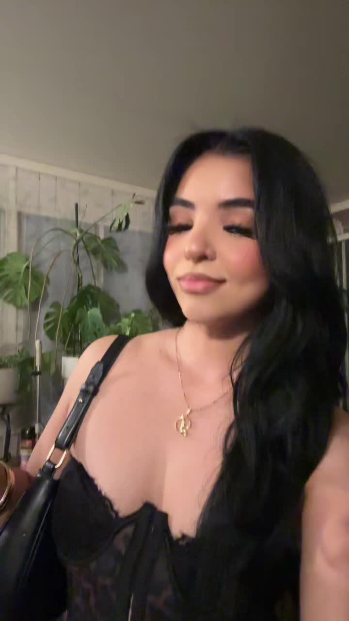 @dee