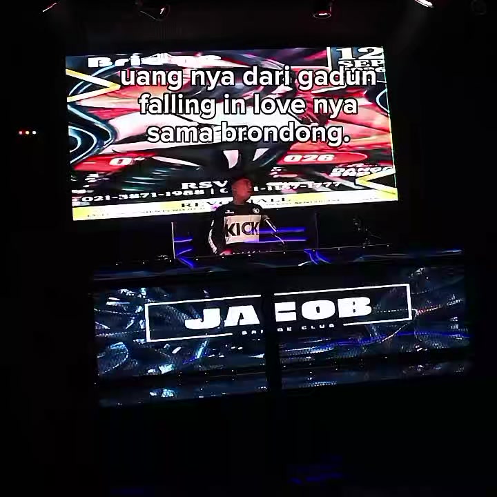 @Bridge Club Karaoke Billiard