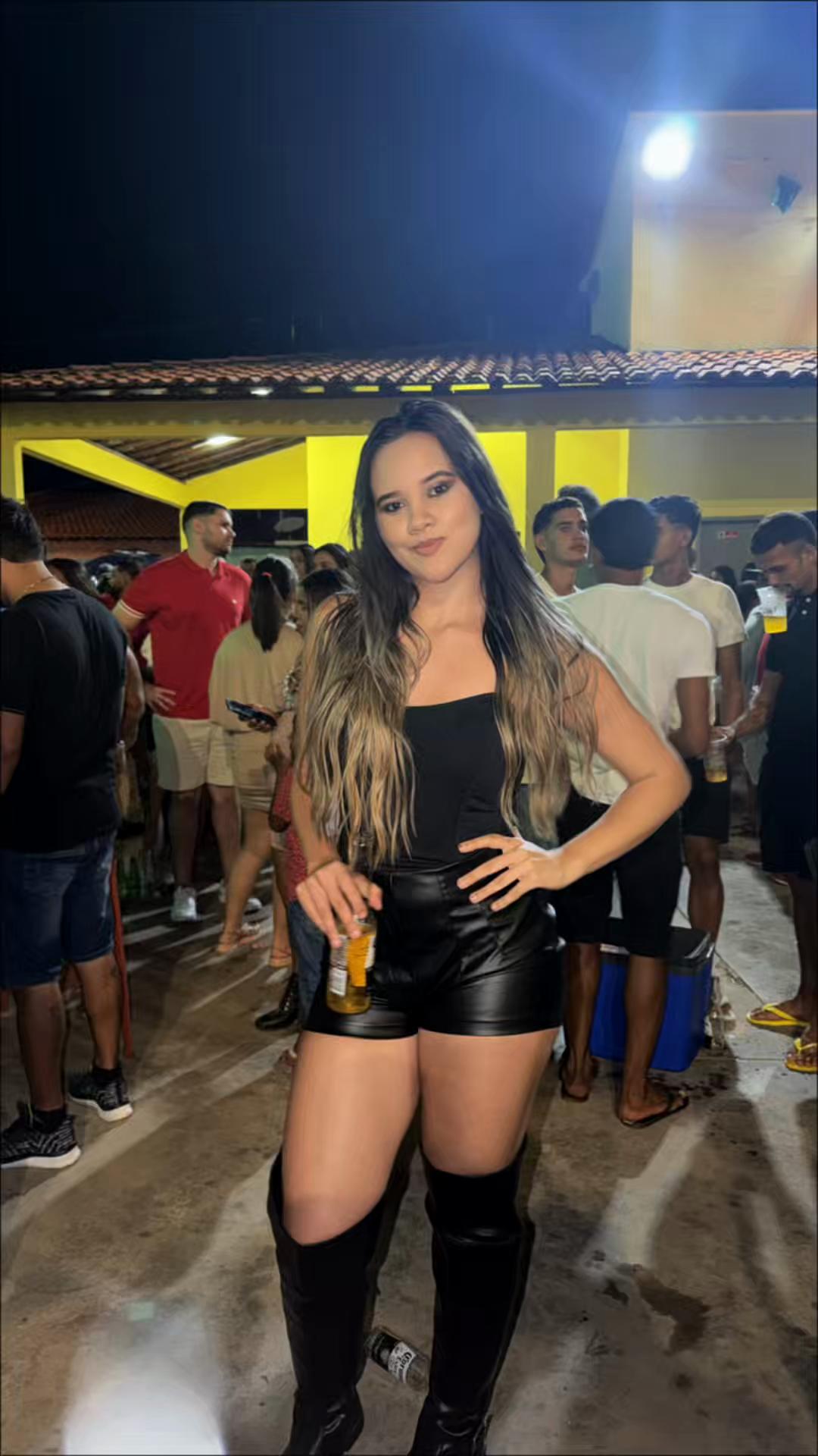 @monickycostaaa16