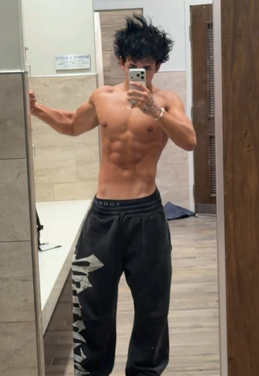 @Dizzzy