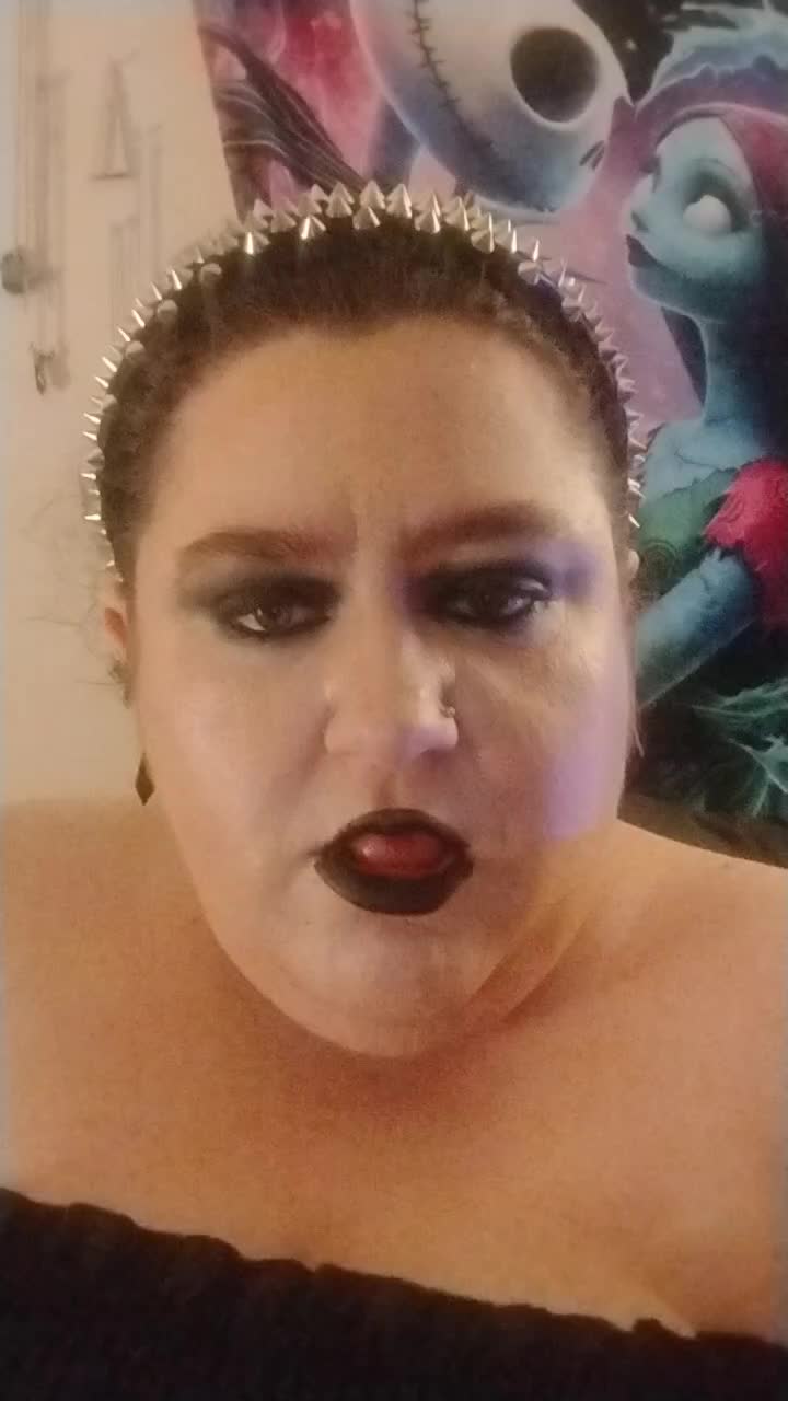 @DemonQueenReaper