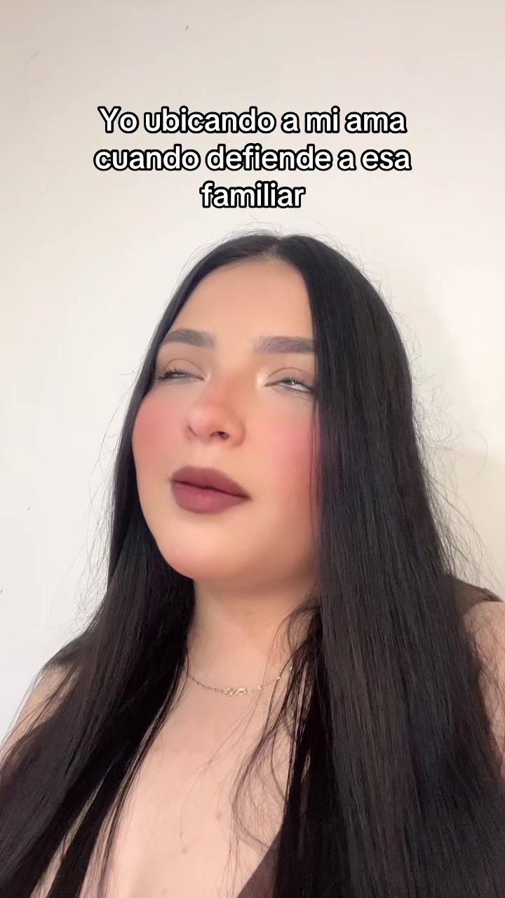 @️Adriana Danzos