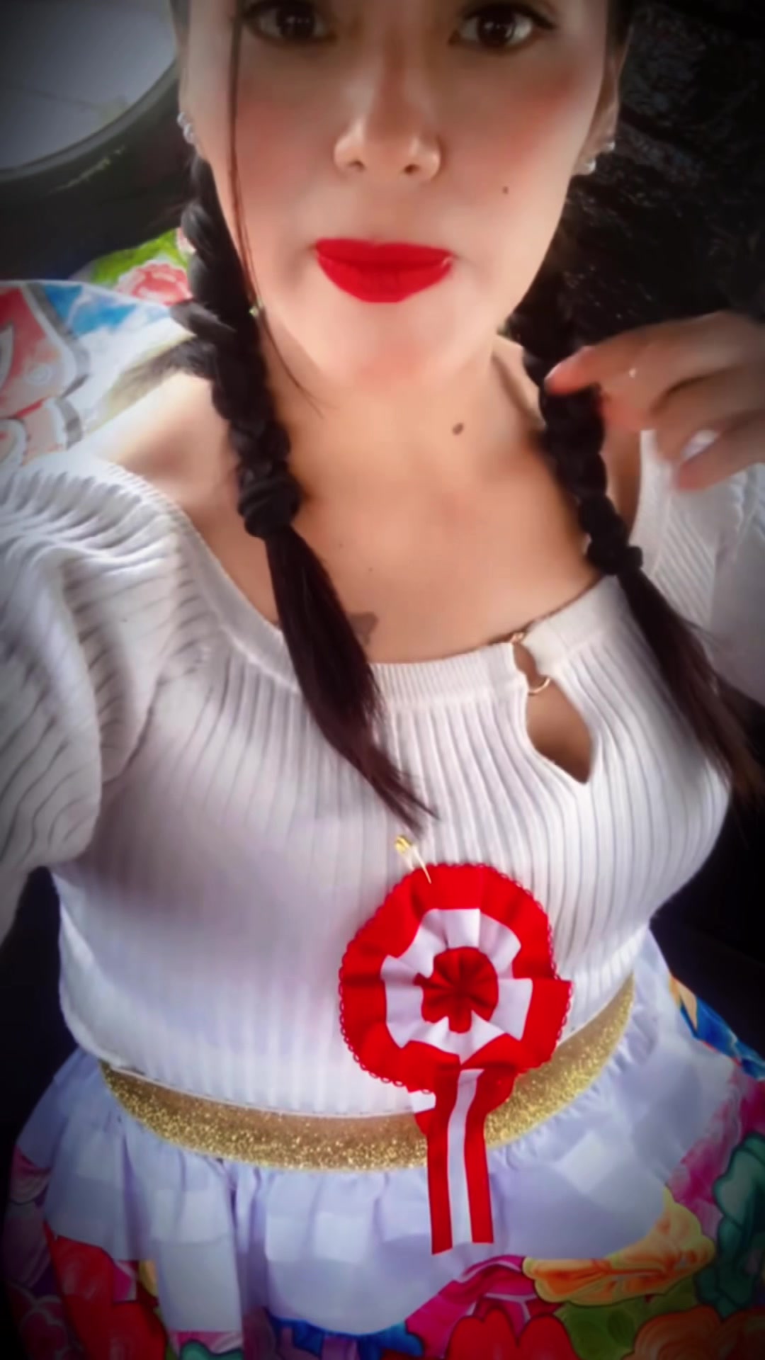 @EstefanyAquije