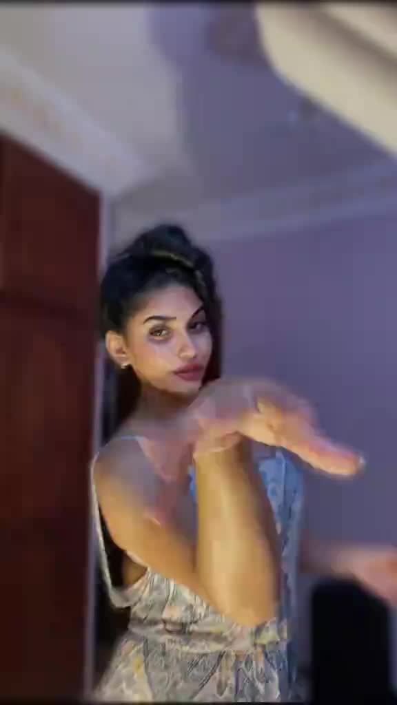 @أنثى مريولة 💋