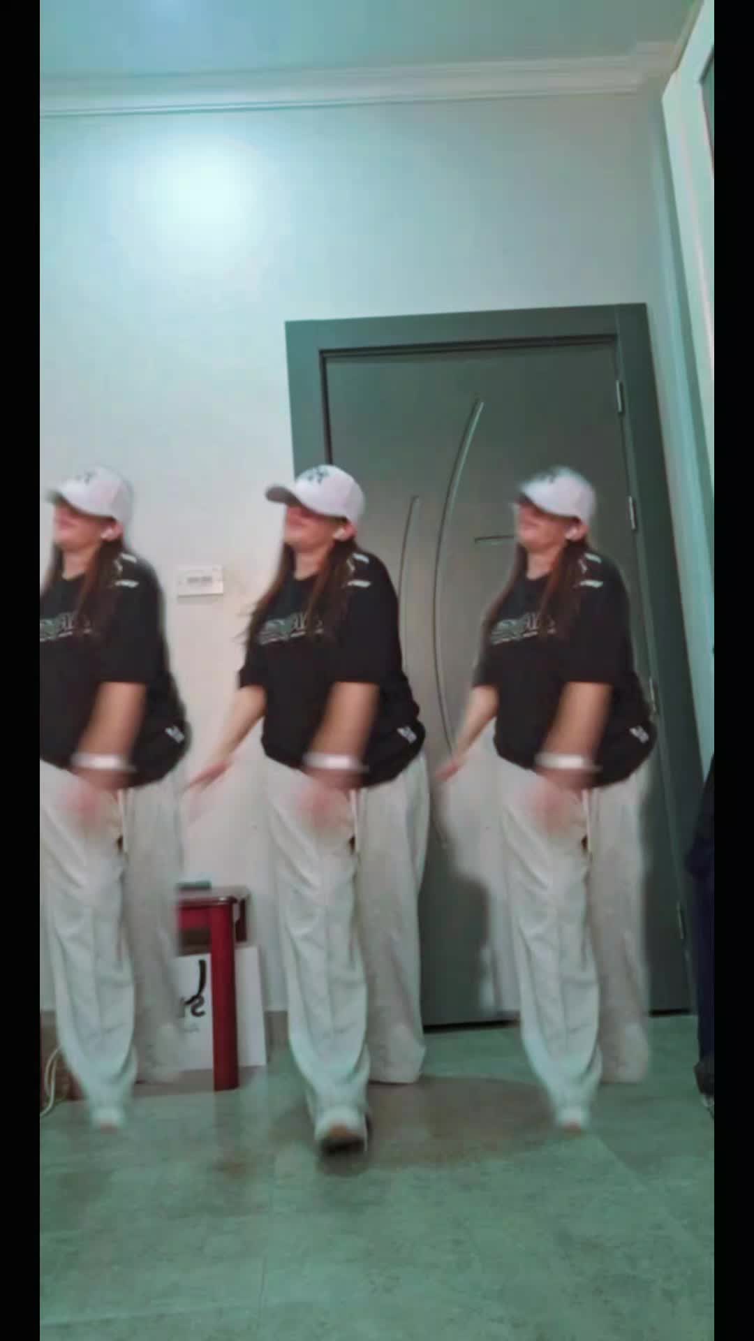 @TH^ |\/| ï Y Ü |{ Ö