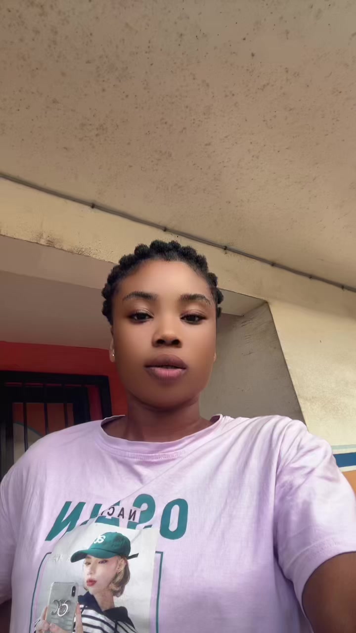 @emmaaashoop1