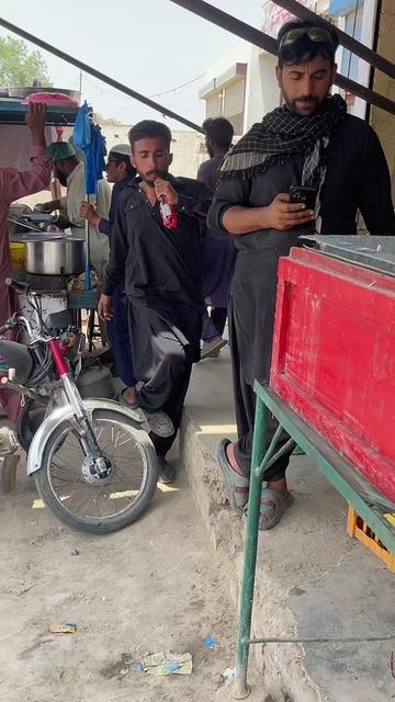 @Umair jutt shararti 72