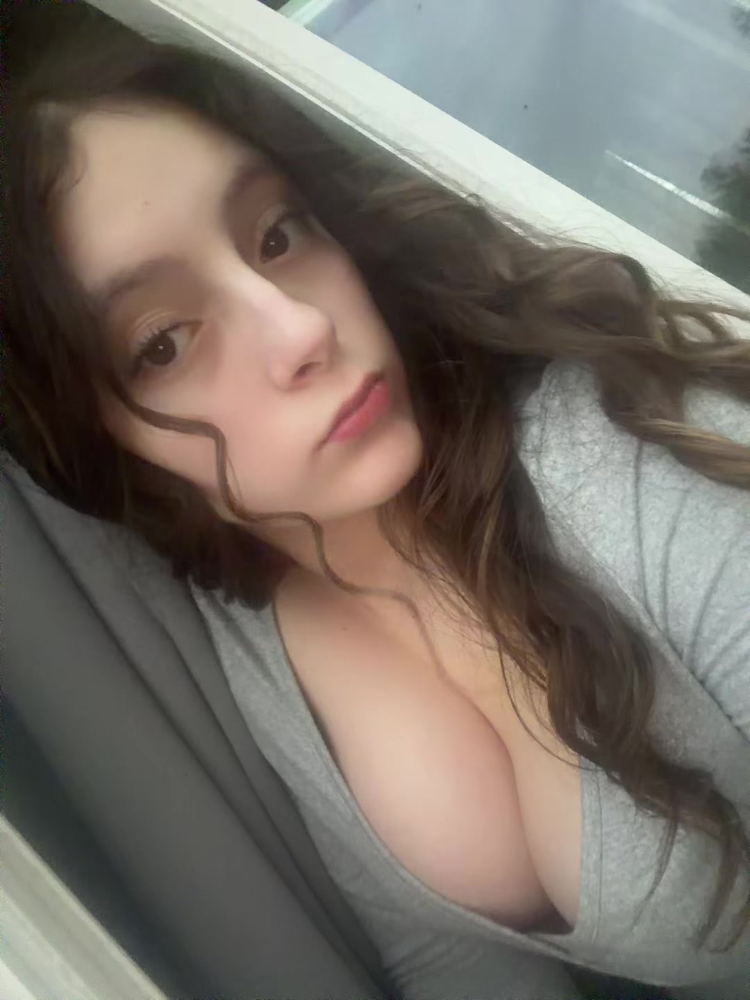 @️