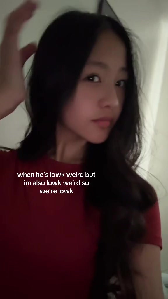 @😼