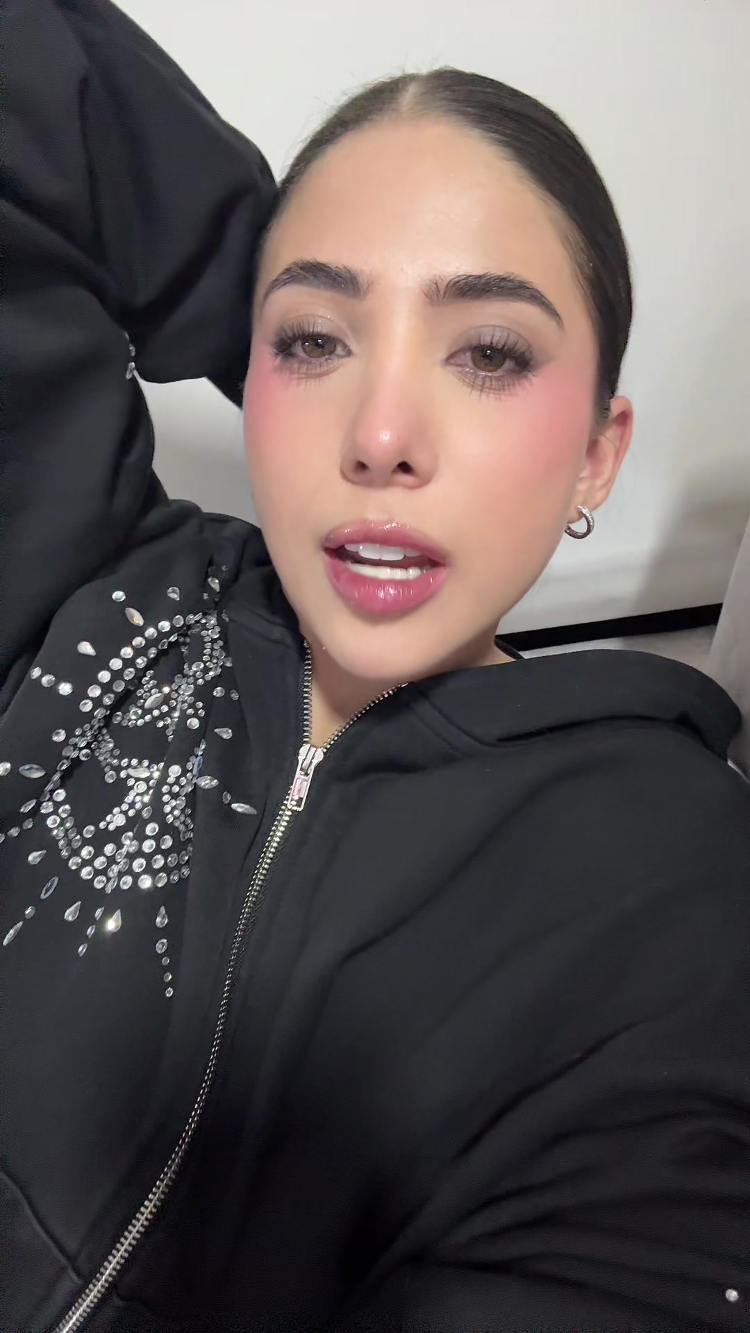 @viuhxs