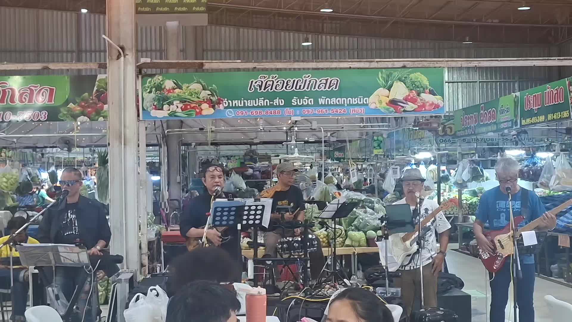 @ทองมา