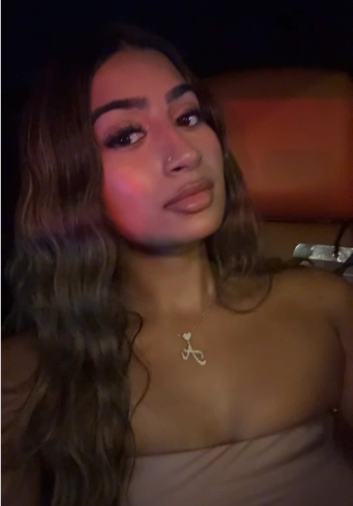 @akshileya