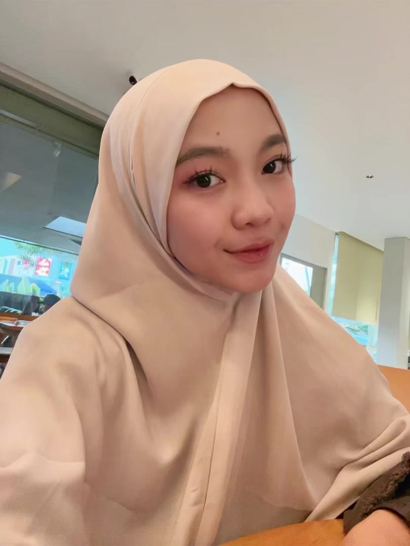 @𝐚𝐧𝐚𝐧𝐝𝐚 𝐧𝐮𝐫𝐮𝐥