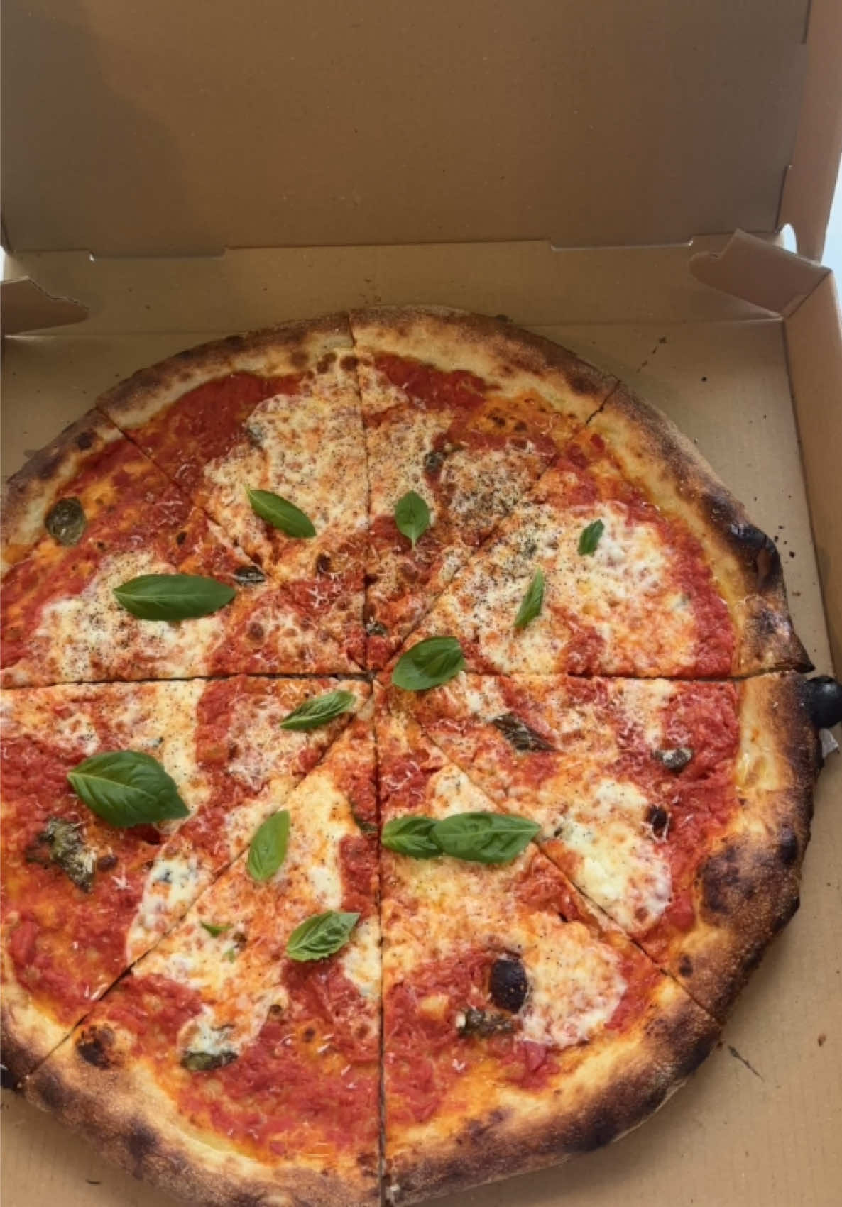 @cosentino_pizza_co_auburn