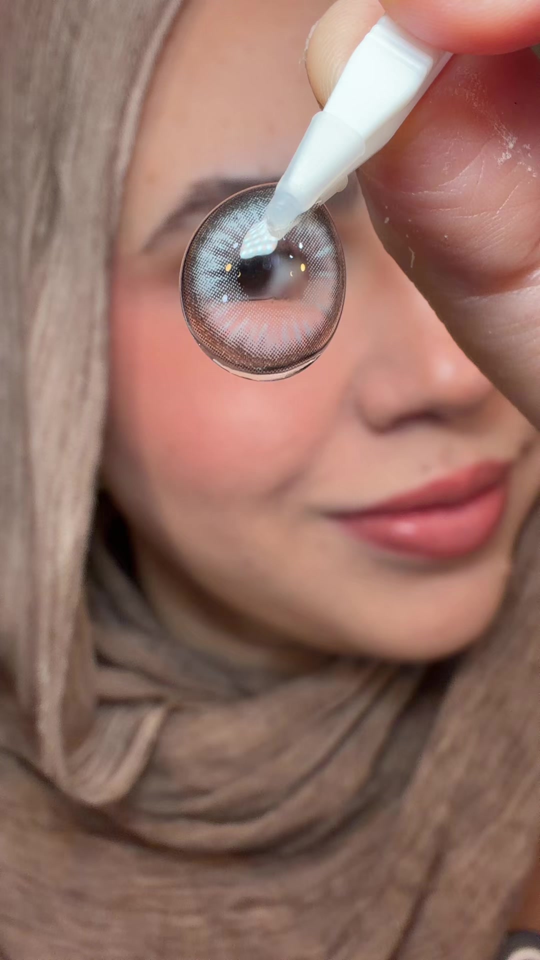 @Lovely_lenses
