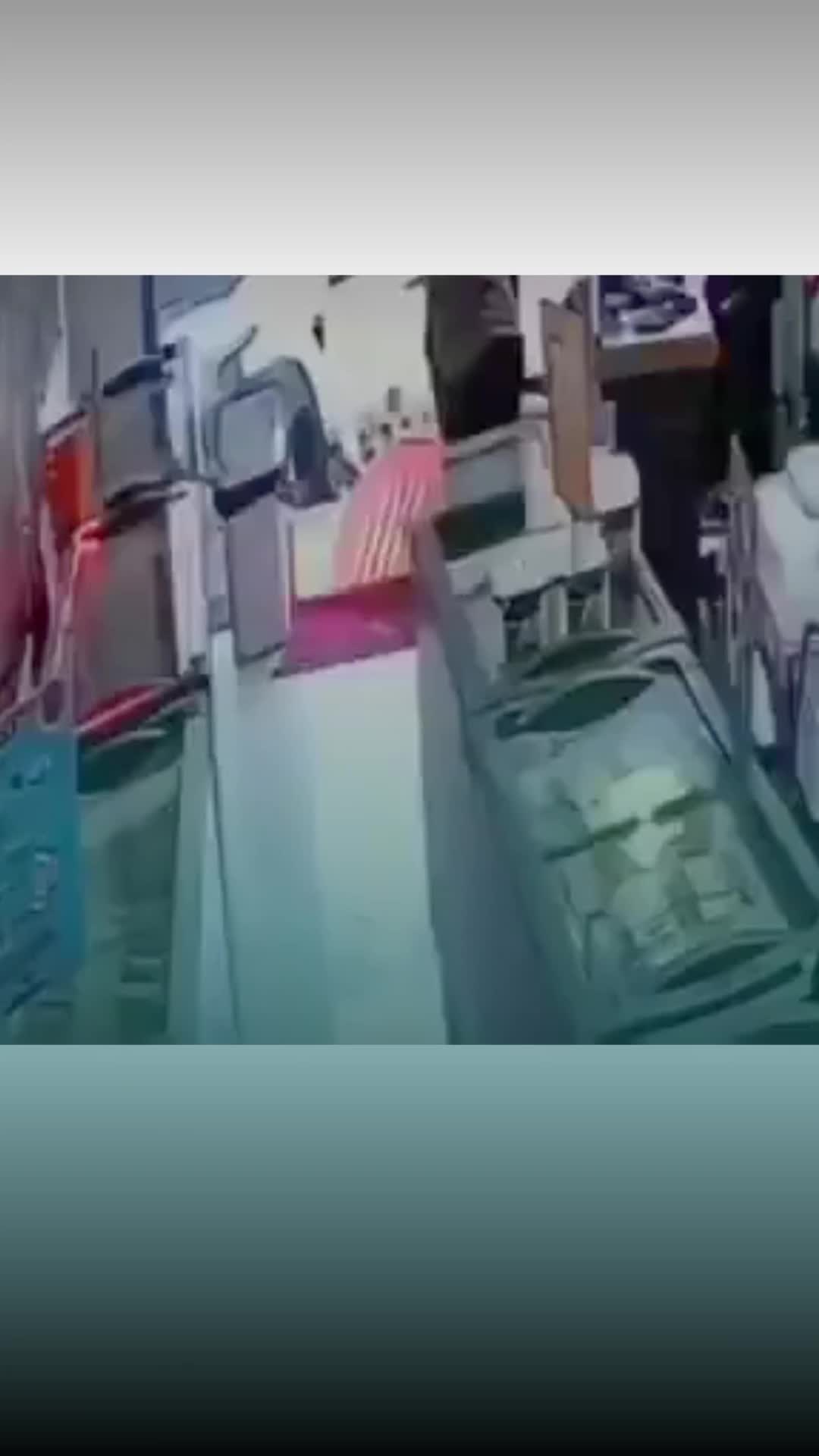 @Entre líneas