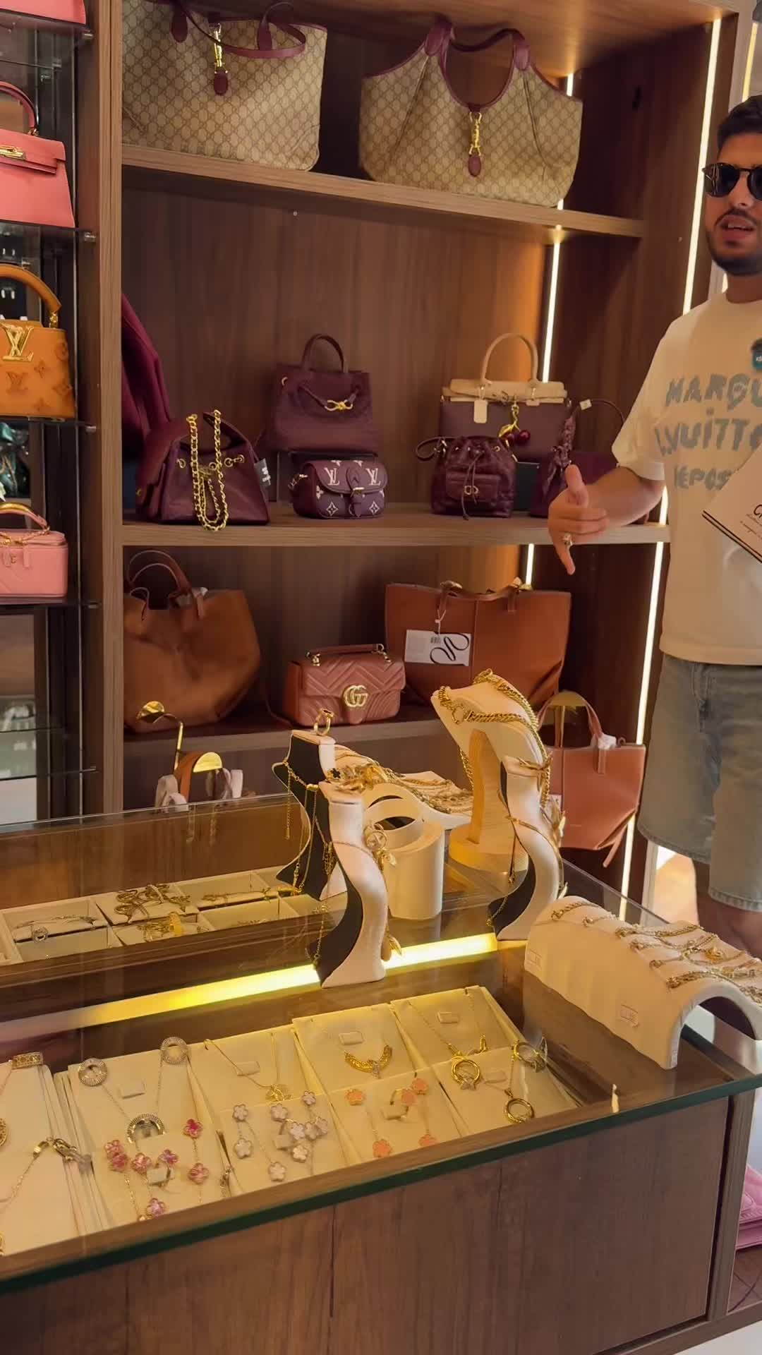 @Felita Luxury Store