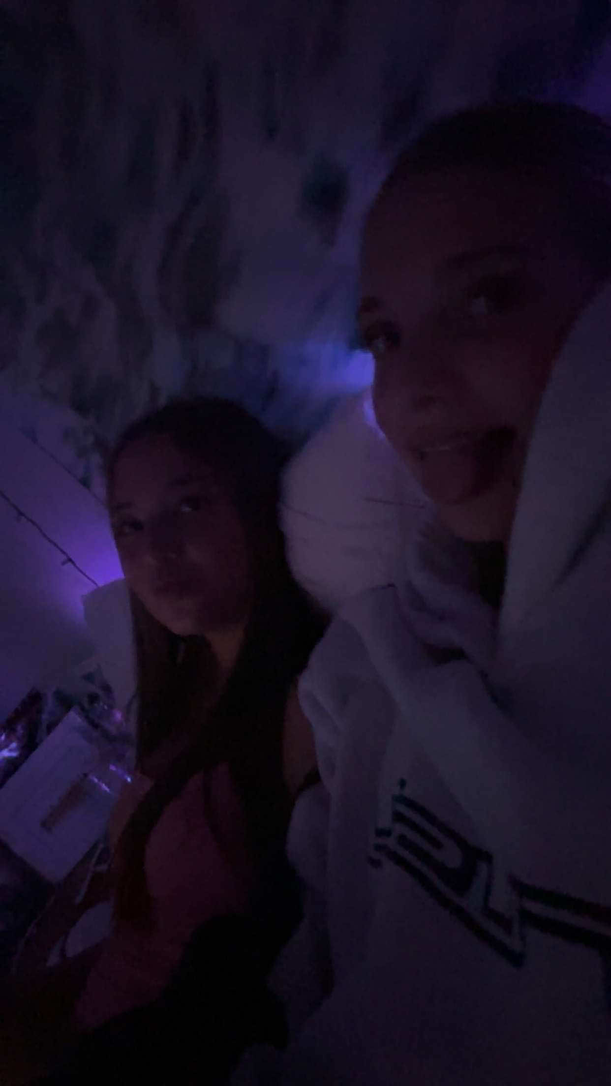 @𝙰𝙽𝙽𝙸𝙴