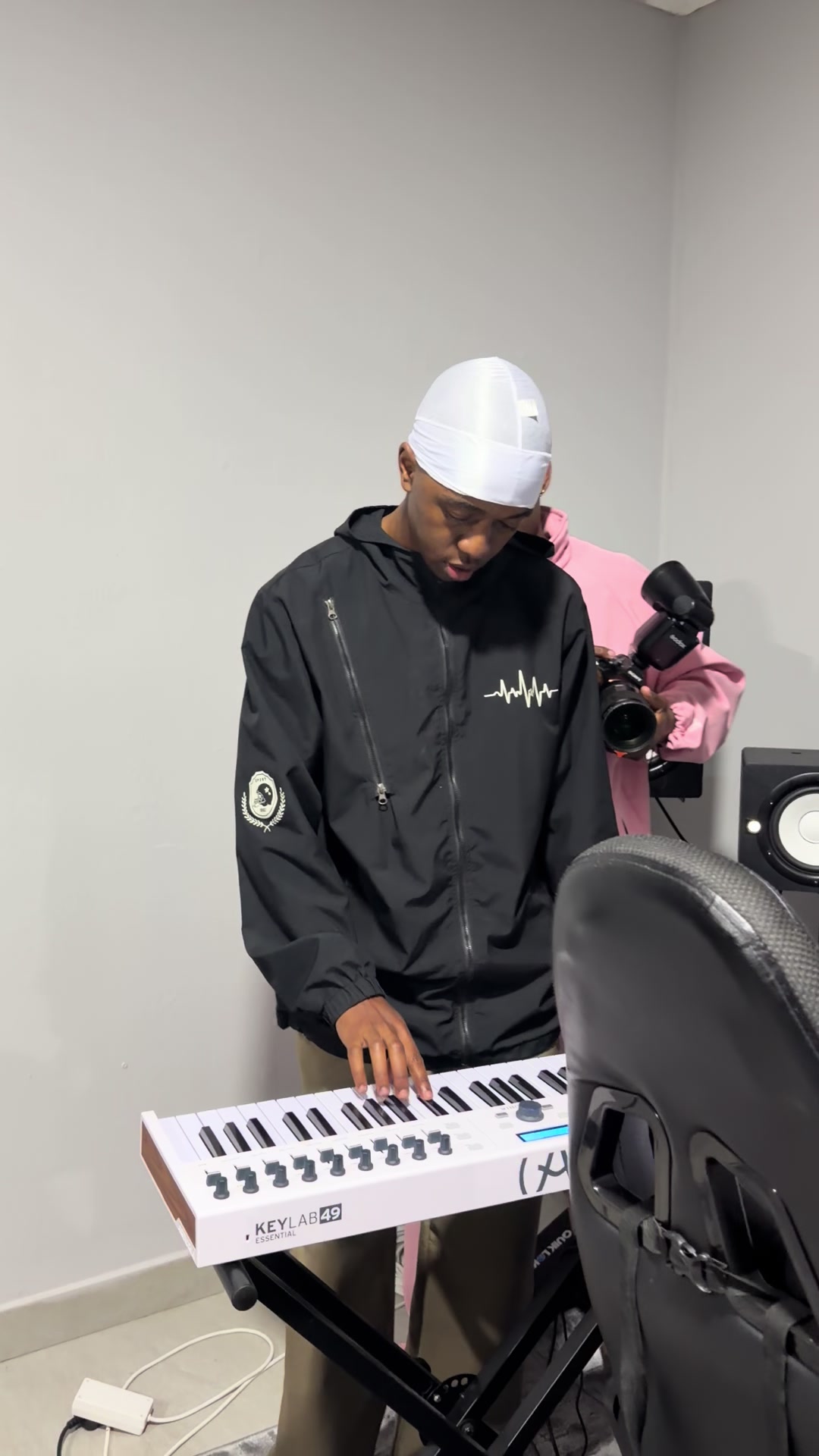 @W4DE