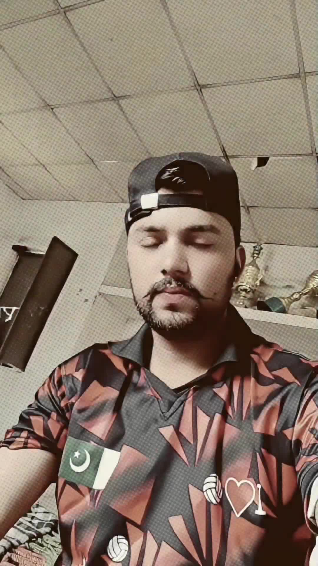 @𝙍𝘼𝙉𝘼 𝙎𝙃𝘼𝘽𝙞 👑