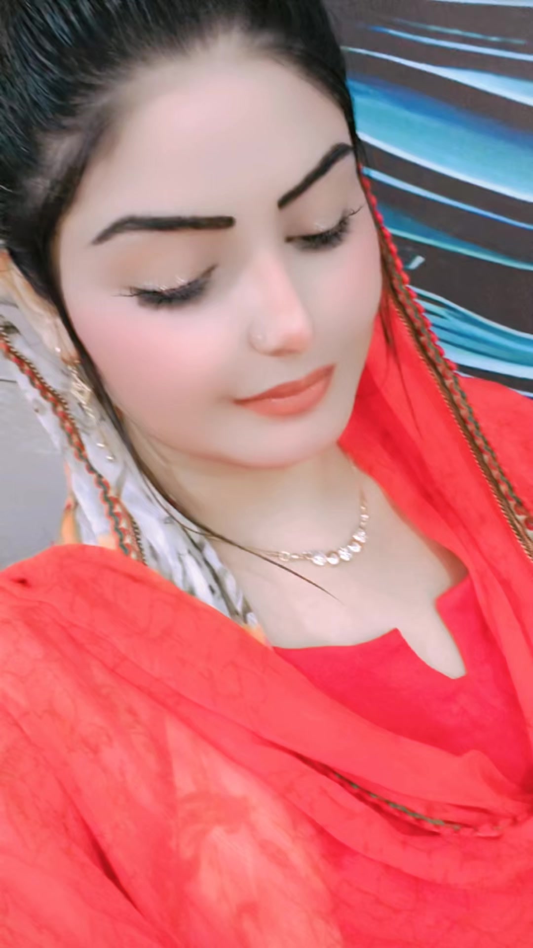 @😍Bushra Lewany