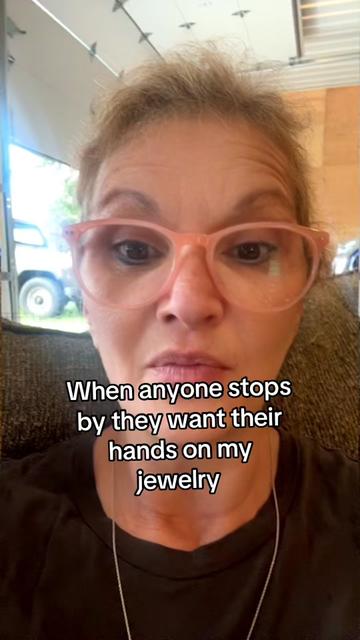 @Mitzi Davis 🍒