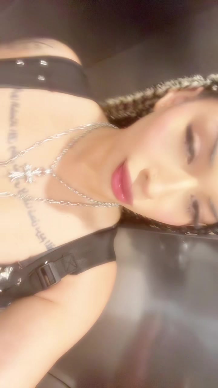@teenx_babe00