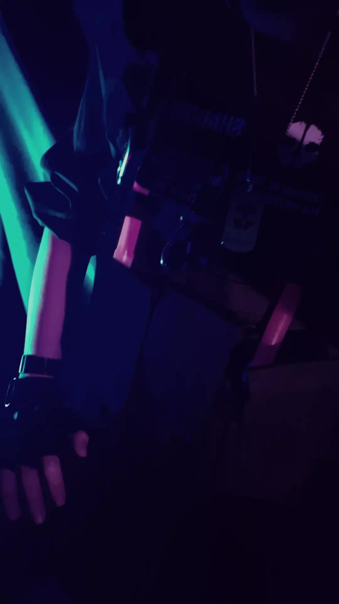 @𝖘𝖍𝖆𝖉𝖔𝖜