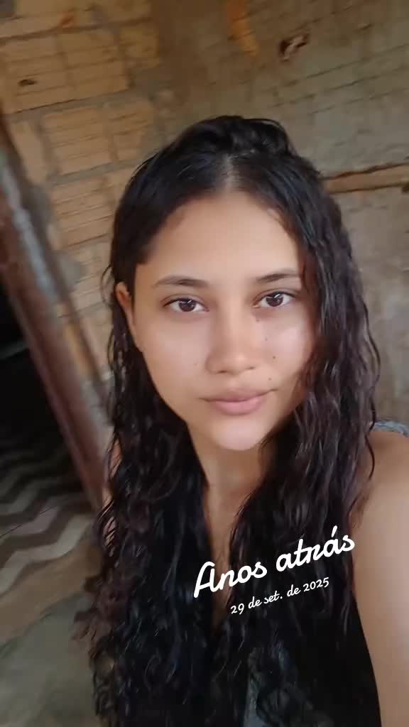 @taina e thania
