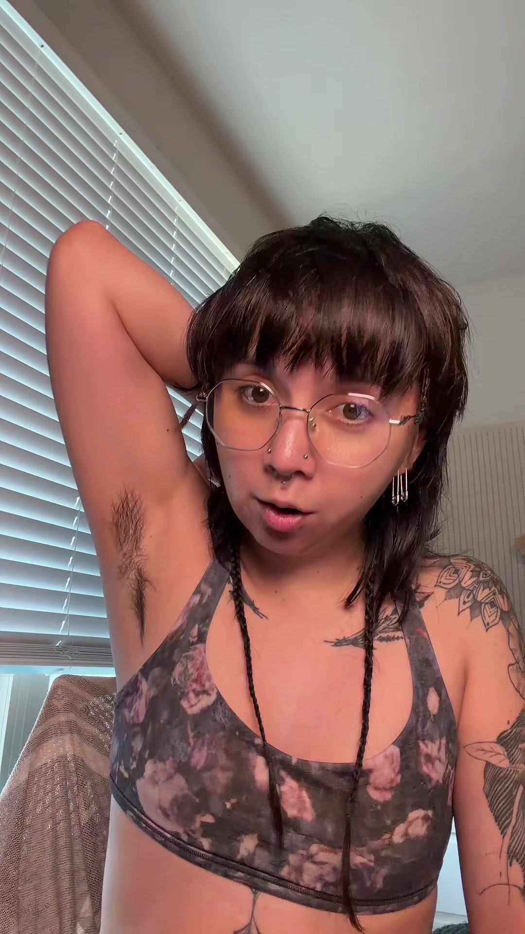 @payaxx🖤