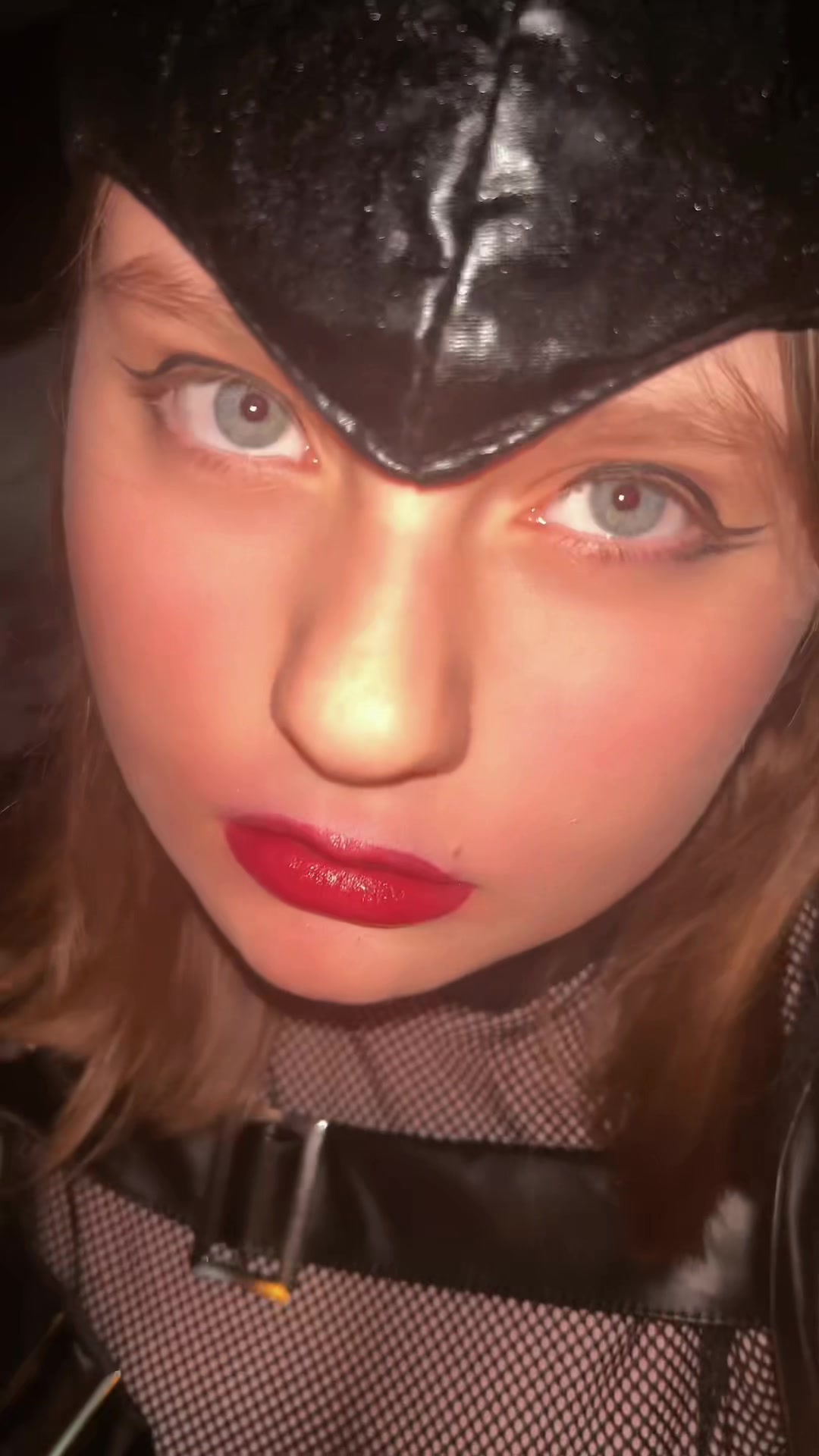 @𝕩𝕤𝕠𝕡𝕙𝕤