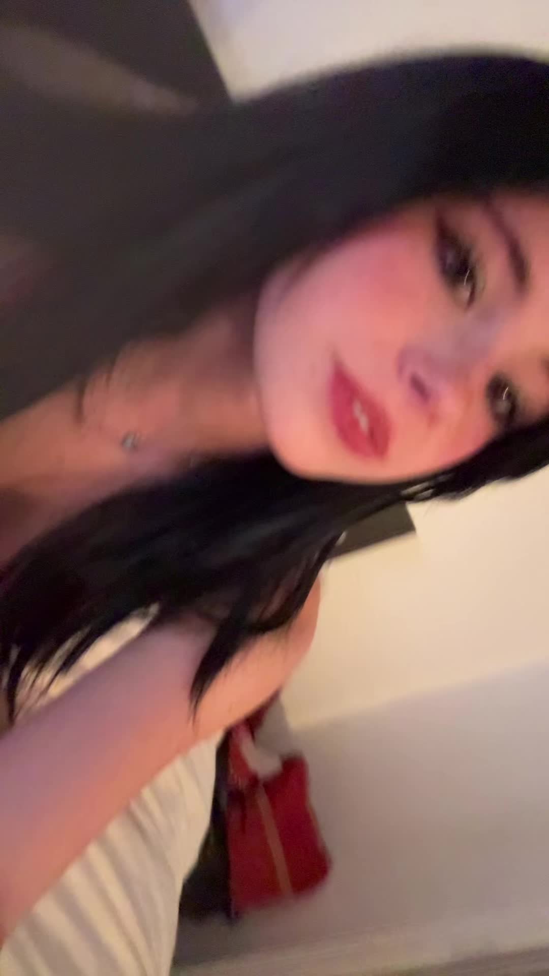 @tay ⟢