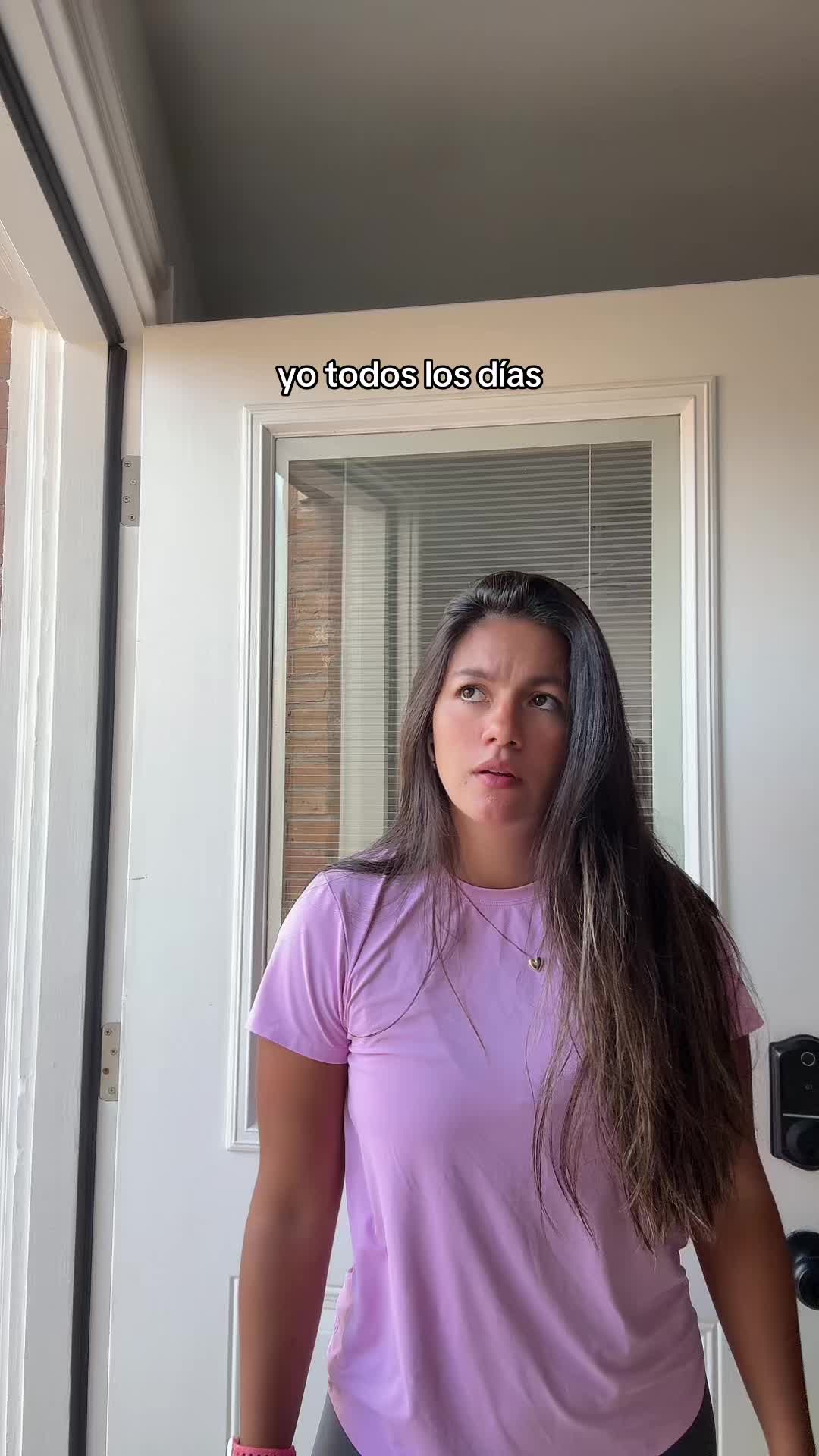 @Valentina Con✨