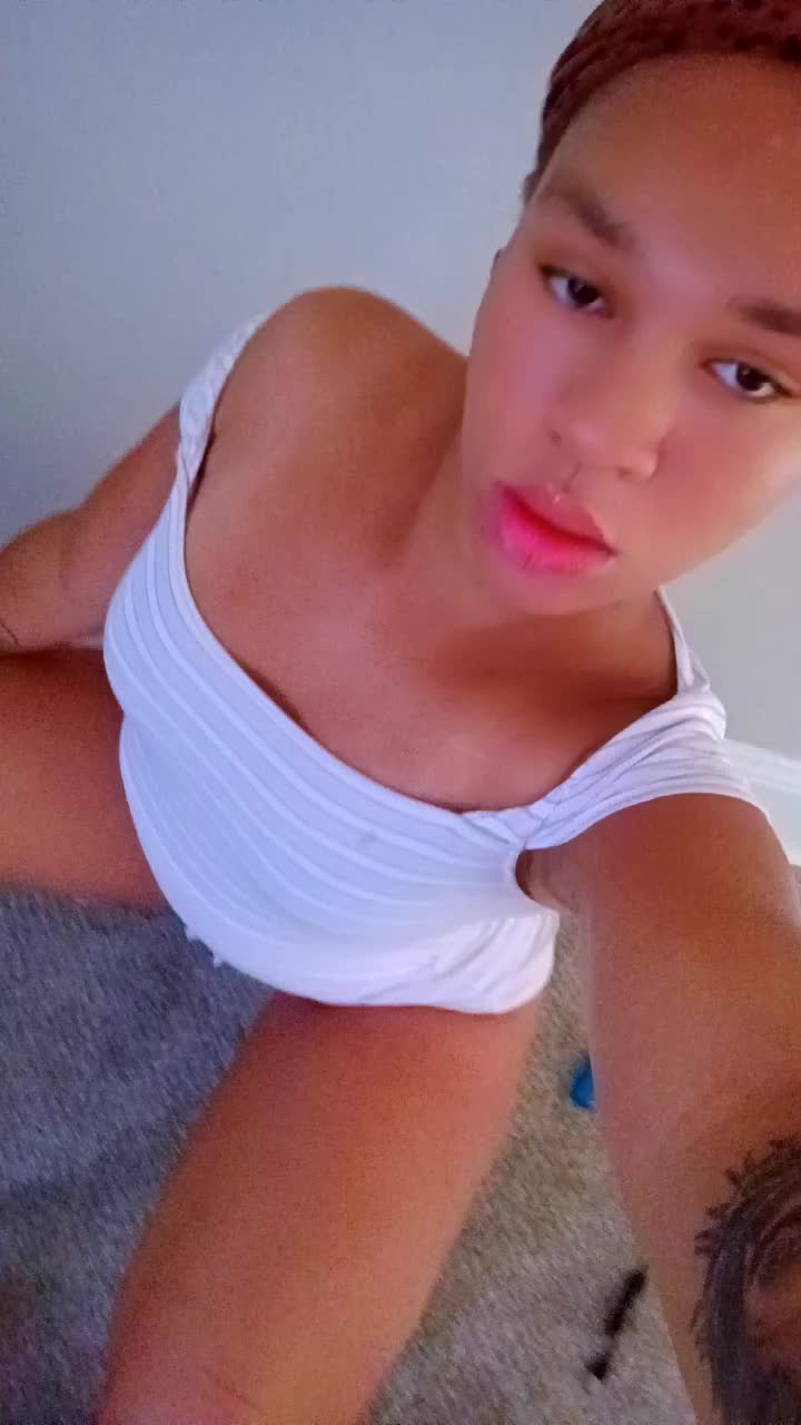 @nieyapretty