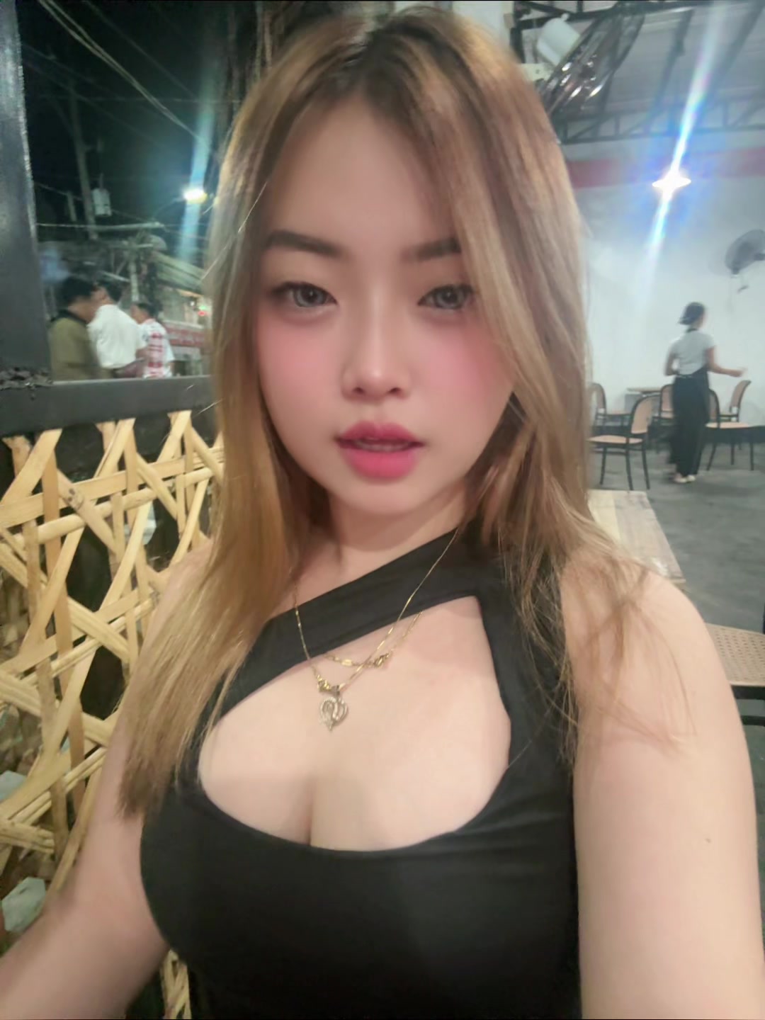 @Sofhia