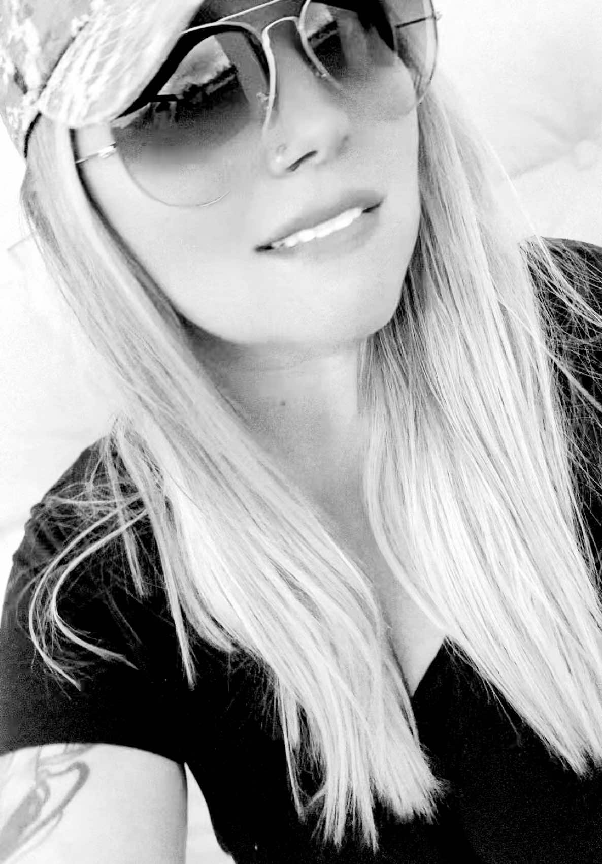 @Sarah (Blondie)