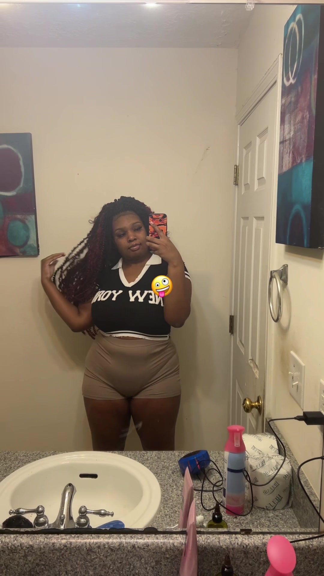 @Prettylil_ayanna15
