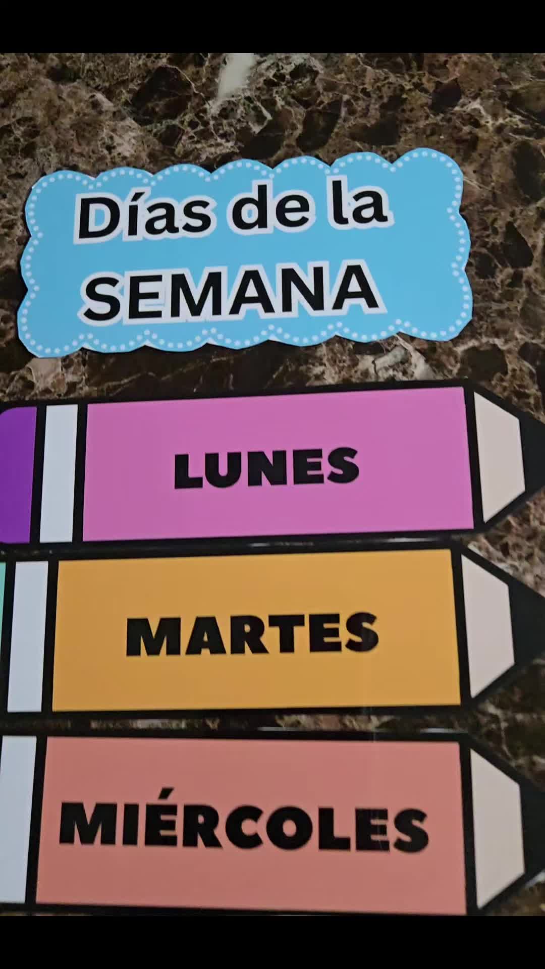@(Juliana) De Todo Un Poco 🤗