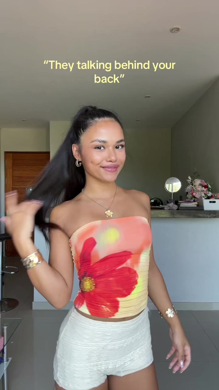 @itslararaes