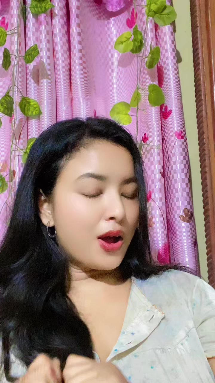 @ruBi...😘