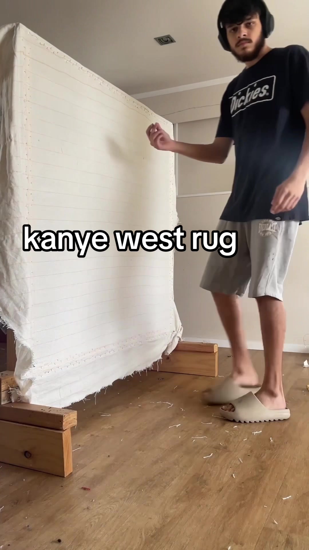 @rugsbyronak4